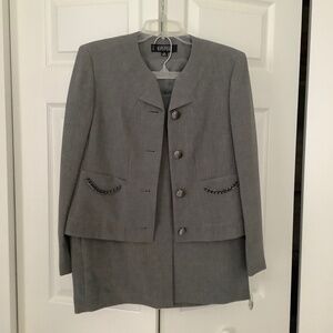 Kasper suit